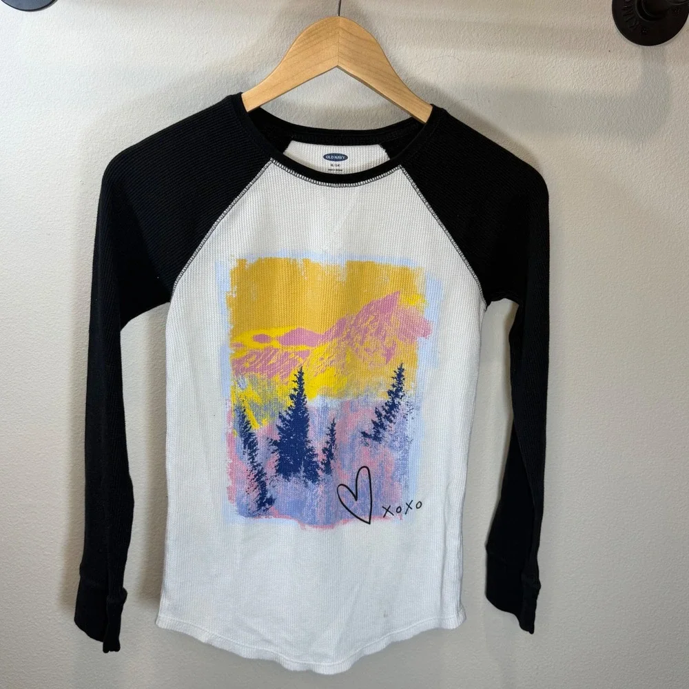Old Navy Kids XL 14 Raglan Thermal Waffle Shirt Mountain Graphic Black White
